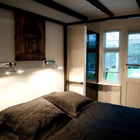 Koetshuis34 Bed and Breakfast